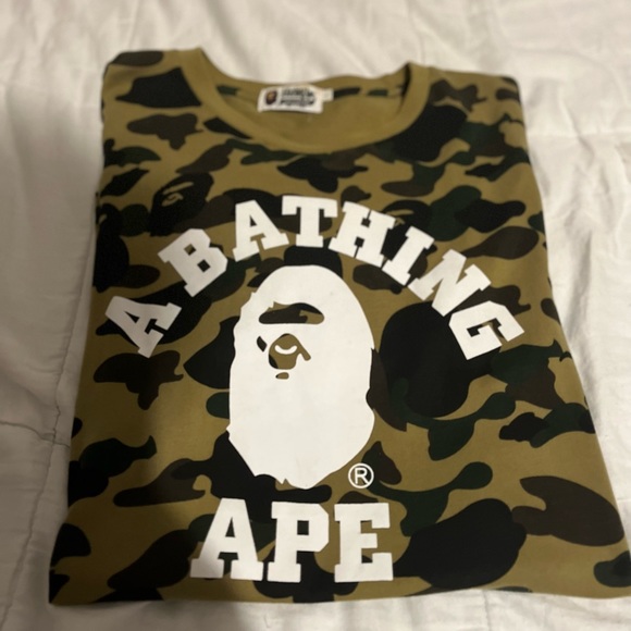 A Bathing Ape Camouflage T-Shirt - Picture 3 of 7